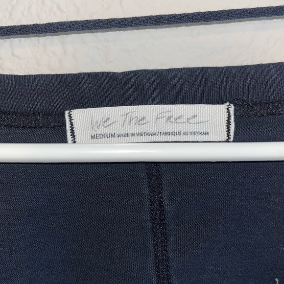 Free People - size medium - long sleeve blouse - Picture 2 of 4